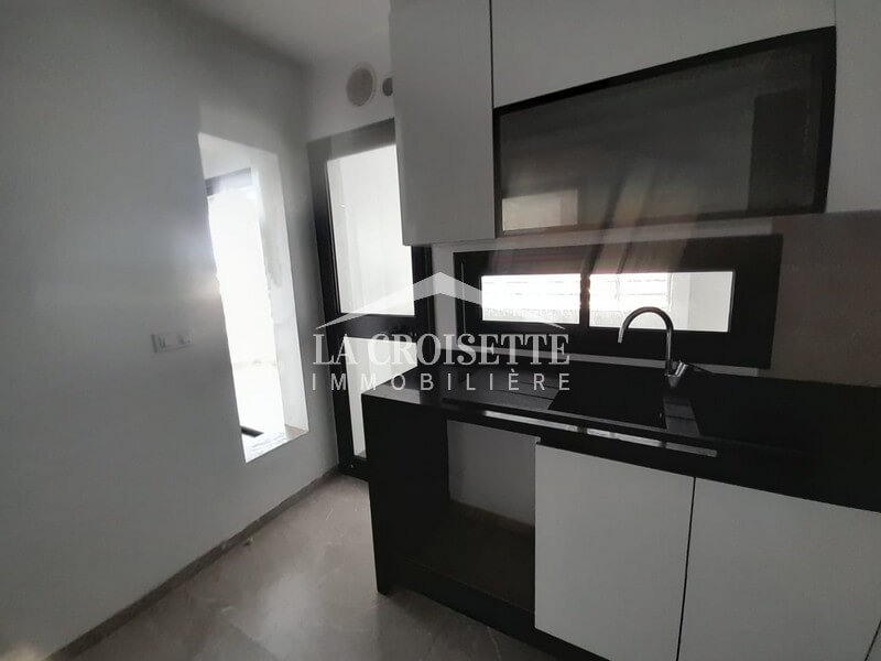 Appartement S+3 à La Soukra